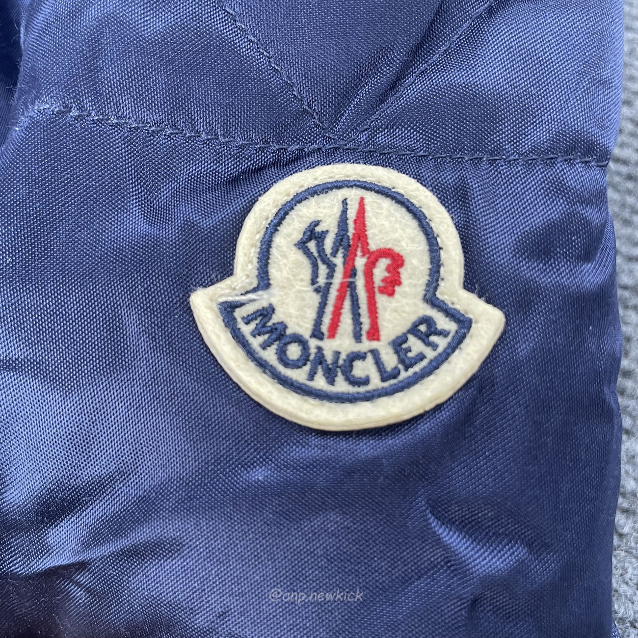 Moncler Dives Down Bomber Jacket (2) - newkick.cc